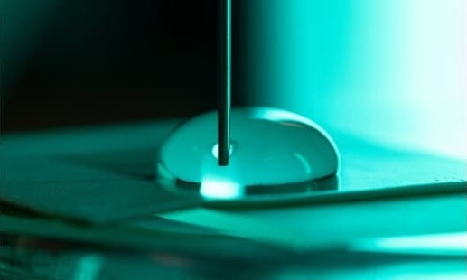 Water Movement on Surfaces Makes more Electric Charge than Expected