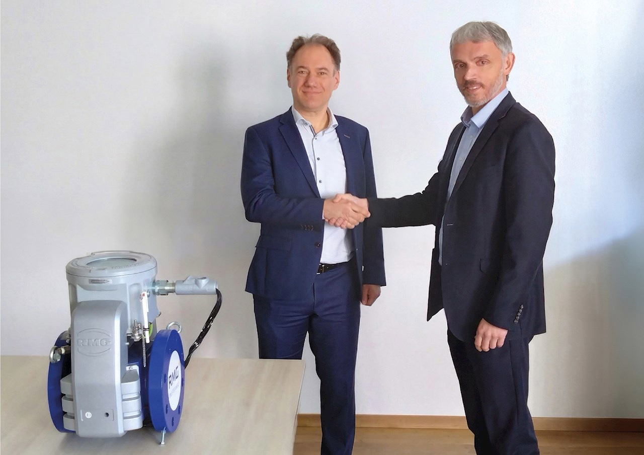 Frank Frenzel, ABB Measurement & Analytics and Thorsten Dietz, CEO of RMG