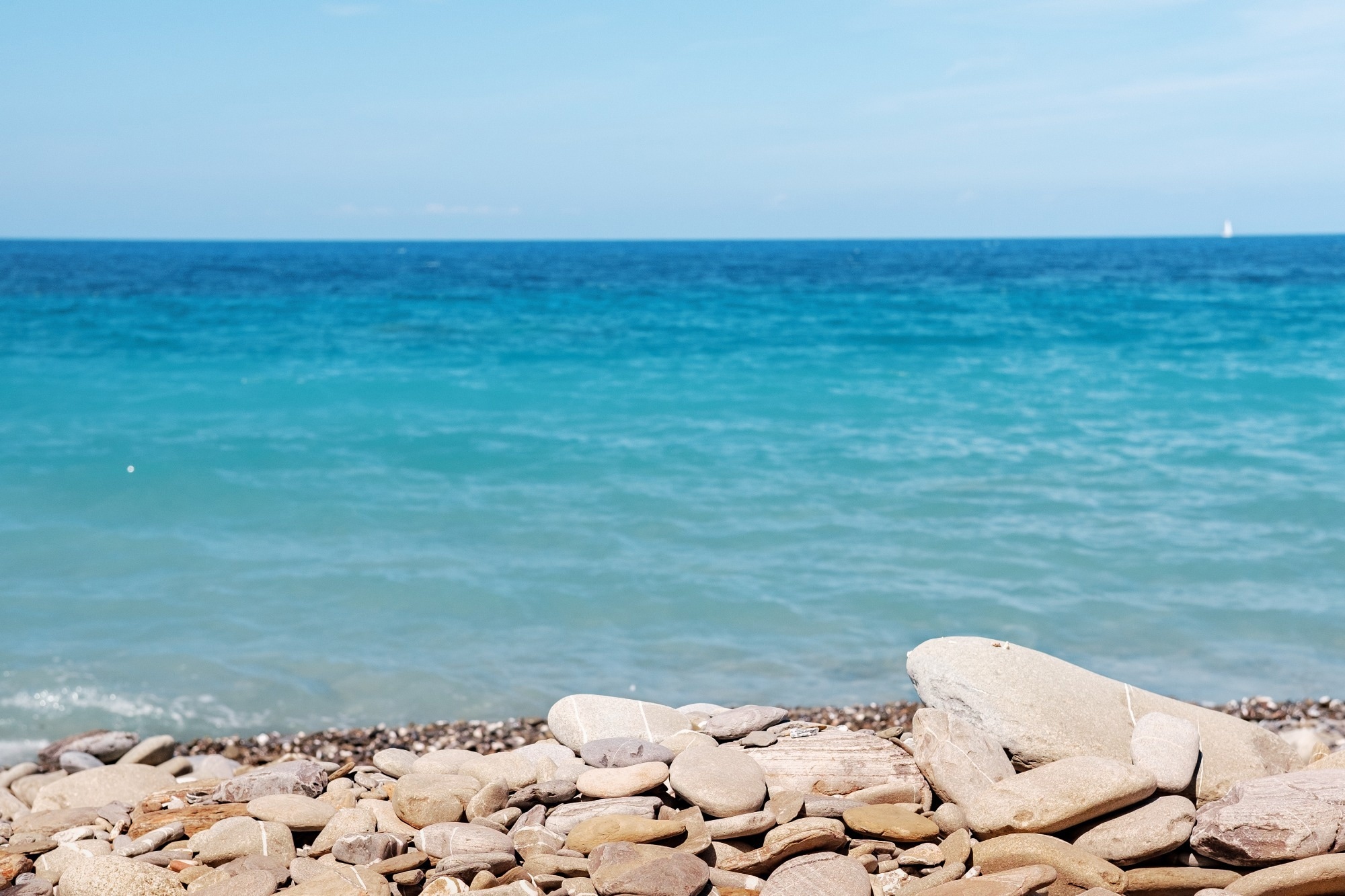 Tiny Iron Grains Reveal Billion-Year History of Ocean Carbon