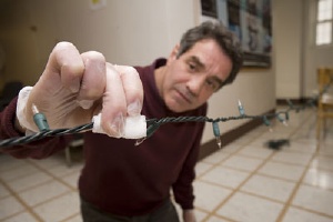 Cornell Analyst Reveals Christmas Lighting to Contain Excessive Lead Levels