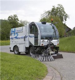 Hydrogen Powers Municipal Street Sweepers