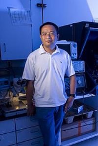 Researchers Measure Quantum Capcitance of Graphene for the First Time