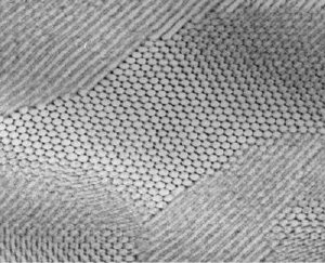 Simple and Versatile Method for Assembling Nanoparticles into Arrays