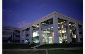 NSF to Build One of World's Most Powerful Mass Spectrometers