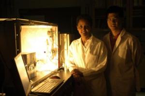 Researchers Develop New Prototype Reactor with Cylindrical Lining of Metal Oxide