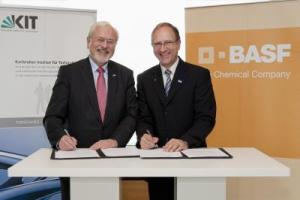 KIT and BASF Sign Contract to Develop New Battery Storage Materials