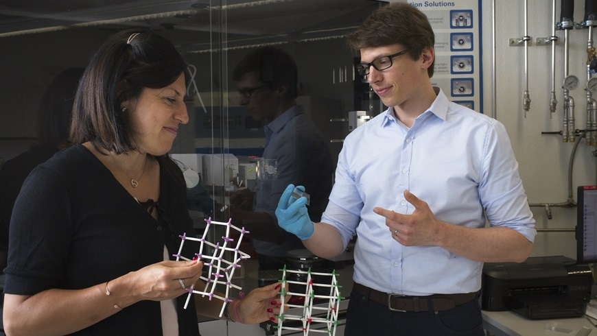 Heterostructural Alloys Could Serve as a Promising Coating for Smart Windows