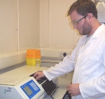 University of Leeds Researchers Utilize Schmidt + Haensch Polarimeter