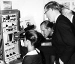 Zeiss Celebrates the 50th Anniversary of the First Commercial Scanning Electron Microscope