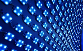 Researchers Design Metal-Free Molecules Capable of Glowing Persistently at Room Temperature