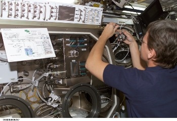 Benefits of Growing CYLC Crystal in Microgravity