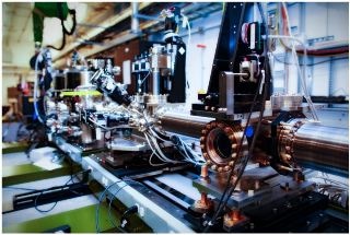 Scientists Observe Energy from Light Flowing Through Atomic Ripples in a Molecule