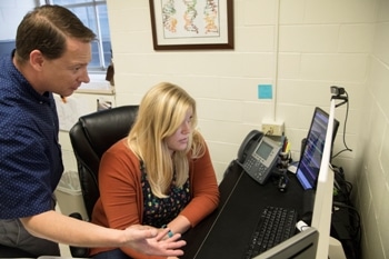 Researcher Uses Internet to X-ray Life-Sustaining Crystals
