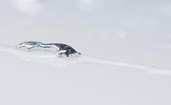 Using Liquid Metal to Produce Very Thin Oxide Layers that Enable Faster Electronics