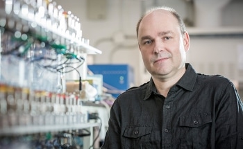 Researchers Improve Performance of Silicon-Based Electrodes for Lithium-Ion Batteries