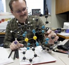 New Molecular Magnet Structure for Use in Advanced Computing Research