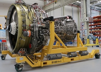 Ceramic cores from Morgan create hollow turbine blades for China’s first jet engine