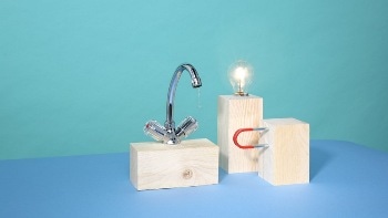 Empa Researcher Modifies Wood Properties Using Laccase Enzyme