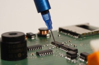 Tidy Workplace and Precise Dispensing Results from Preeflow® eco-pen450 for Franklin Electric