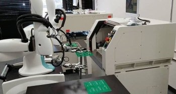 Seika Introduces Sayaka Router with Kawasaki Robot