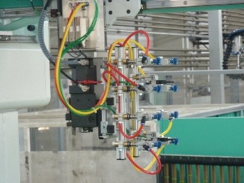 Customized Gripper for Rapid Demolding of Injection Molded Parts