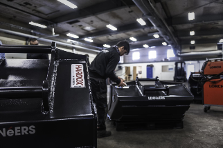 Bucket Manufacturer Lennéers Chooses Hardox Wear Plate from SSAB for Increased Wear Resistance and Reduced Weight