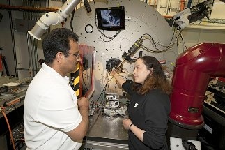 Researchers Design New Organic Cathode Material for High-Performance Lithium Batteries