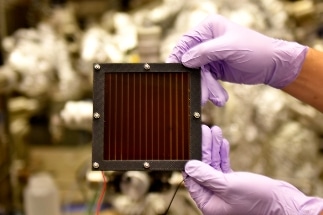 “Self-Healing” Polymer Helps Reduce Lead Leakage in Perovskite Solar Cells