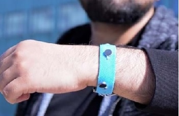 Smart Wearable Technology Could Help People with Affective Disorders