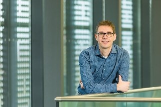 Study Shows How to Tune Electronic Energies in Organic Semiconductors