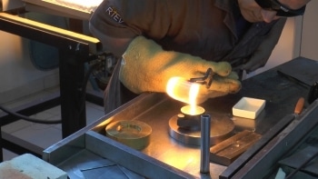 New Theoretical Model Helps Predict Glass Stability During Use