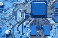 Researchers Fabricate First-Ever Quantum Phase Battery Using InAs Nanowire