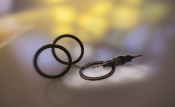 Greene Tweed Highlights Innovative Arlon® 3000 XT Polymer for Electronics