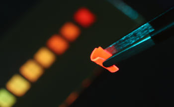 New Solar Concentrator Material Applied to Textiles can Harness Solar Energy