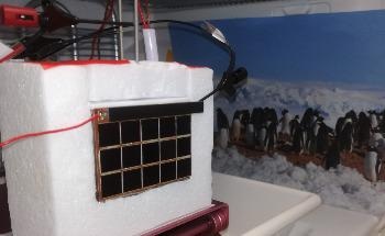New Approach to Produce Hydrogen at the South Pole Using Sunlight