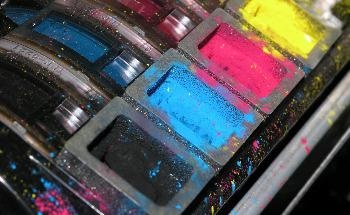 Flow Properties of Toner Powders – the Influence of Physical and Environmental Factors