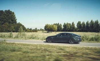Panasonic Unveils a Battery Prototype For Tesla With 5 Times More Energy Storage
