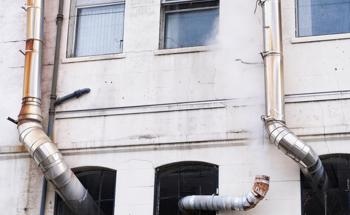 Phosphonium-Based Green Solvents for Flue Gas CO2 Capture