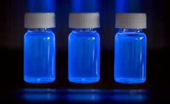 Improved Silicon Nanowire-Based Broadband Photodetector Using Graphene Quantum Dots