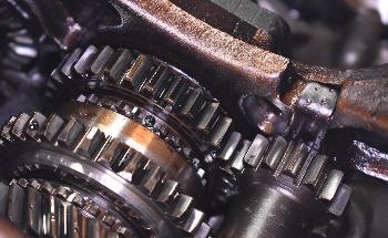 Protecting a Worn Surface Using Electrolytic Deposition with Cu And Ni Electrodes