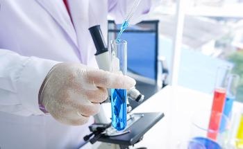 RUB Researchers Investigate How Positively and Negatively Charged Ions Behave at Interfaces