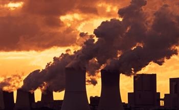 Analysis of Models to Calculate Greenhouse Gas Emissions from Old Oil and Gas Steel Structures