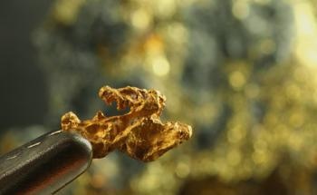 A Low-Cost and Green Copper Recovery Method in Gold Plants Using Thiosulfate Lixivant