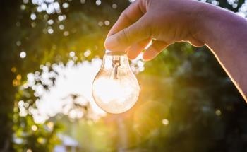 Solar Energy Transfer Advantages of Hybrid Nanofluid over Single Nanofluid