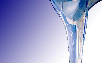 Smooth Hydrophobic Coatings may Improve the Efficiency of Anti-Icing Fluids