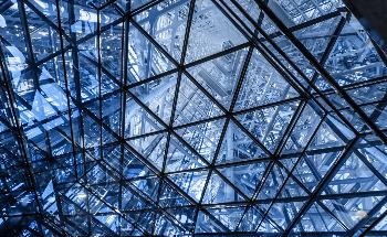 Scientists Examine Water-Accelerated Crack Growth on Glass Surfaces