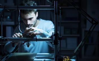 New Laser-Based VAM Approach can Quickly 3D-Print Microscopic Objects in Silica Glass