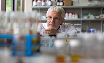 Researchers Develop New Material That Captures Toxic Pollutants from Air