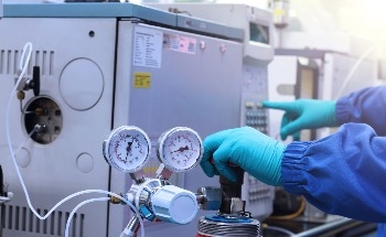 New Catalyst Breaks Down Polyolefin Plastics into Higher Value Materials