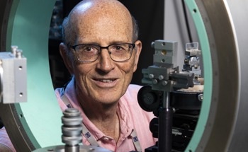 Revealing How Tin Selenide Adapts to Thermoelectric Performance